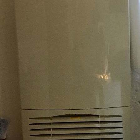 Inventor NFI-30 air conditioner used, 24,000 BTU/26,500 BTU