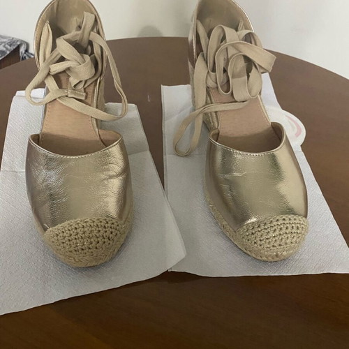 Leather platform sandals gold with beige ties size 41 like new