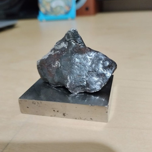 Iron Meteorite 50 Grams With Magnetic Base