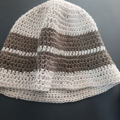 Handmade knitted hat with cotton yarn size M new