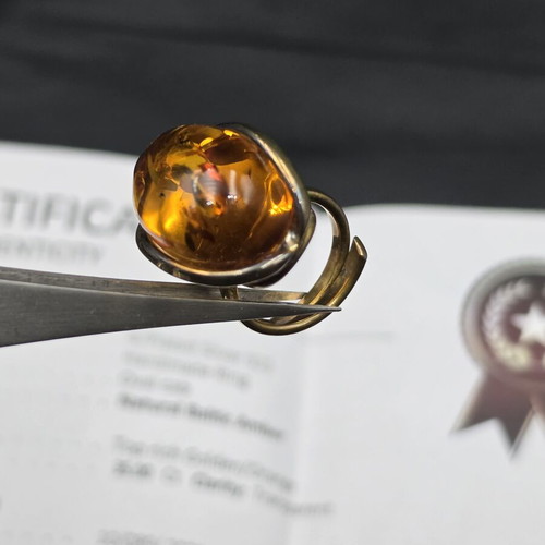 Silver 925 ring with natural Baltic amber 35 ct, like new