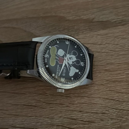 Oris Micky Mouse collectible watch like new, hand-wind, black dial