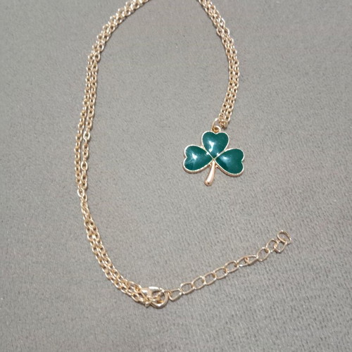 Panathinaikos Shamrock Necklace new, green and gold