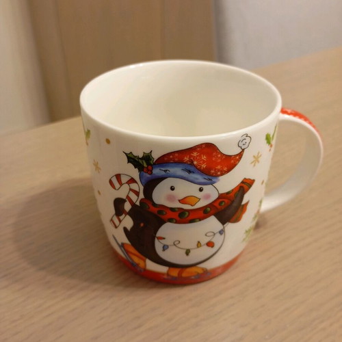 Christmas mug small size like new
