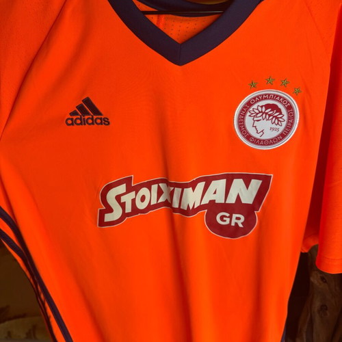 Olympiacos away football jersey 2017 season, size Large