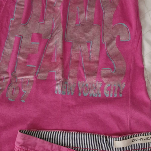 DKNY set used, pink shorts and sleeveless top