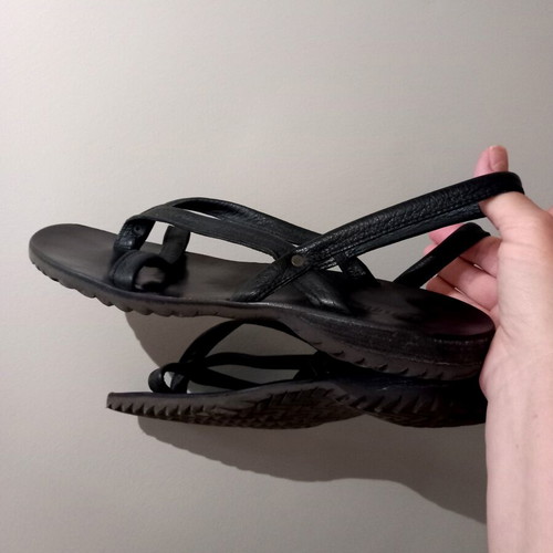 L'ARTIGIANO men's black leather sandals like new, size 42