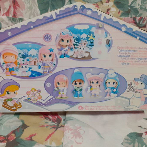 Piny Pon Famosa new from bookstore closing