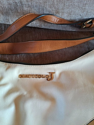 Τσάντα ώμου/χειρός Mattiolo μεταχειρισμένη σε μπεζ/λευκό