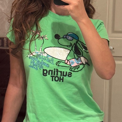 Snoopy green fitted T-shirt with surfer print