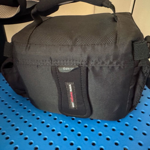 Lowe Pro camera bag used in excellent condition