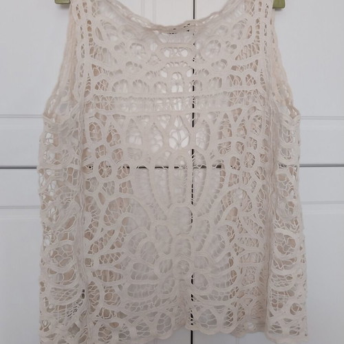 Piazza Italia lace vest beige, new, size L
