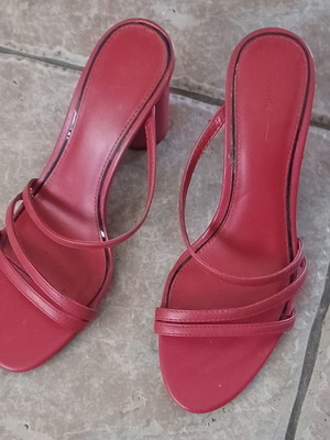 Zara red sandals size 38 like new