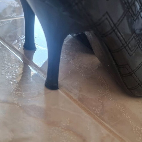 Patent leather ankle boots like new, black, size 37