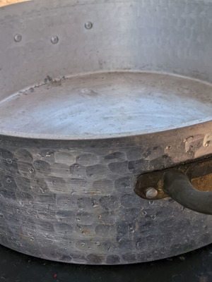 Traditional Hammered Aluminum Baking Pan 44 cm used