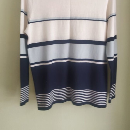 Casual women's blouse like new, sizes S and M, multicolor