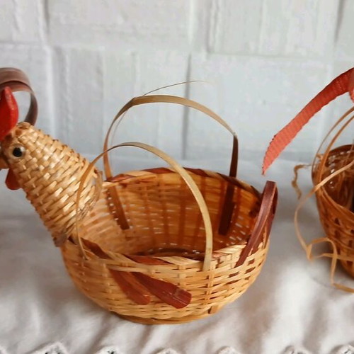 Easter baskets used, pack of 3, small size