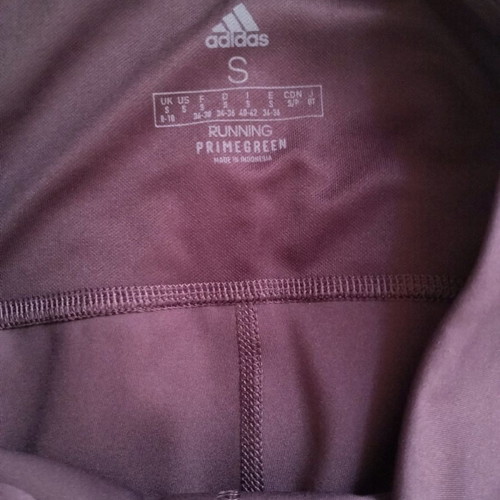 Adidas 3/4 leggings used, purple eggplant color, size S