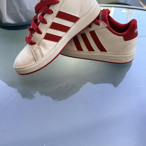 Adidas kids sneakers, white and red, size 32