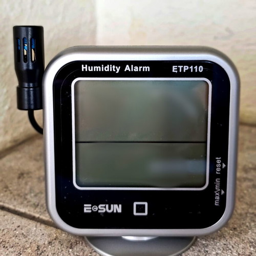Digital Humidity and Temperature Alarm Device new