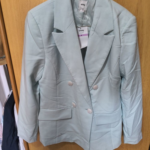 Sinsay women's jacket like new, size M, light blue