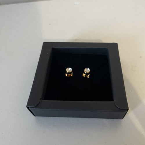 Earrings set like new, gold tone and silver