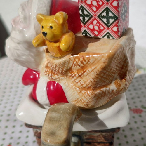 Santa vintage teapot by Paul Cardew used, collectible