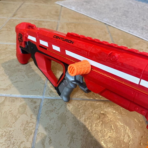 Nerf gun like new for long-range and precise shots