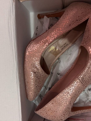 Pumps new unworn size 37 pink