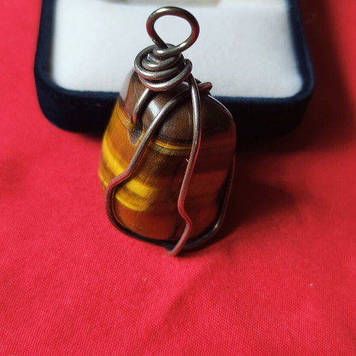 Tiger's Eye Pendant like new, handmade wire wrapping