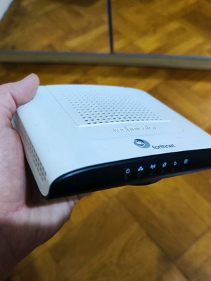 Router Technicolor TD5136V2 used, ADSL2+ with switch and access point features