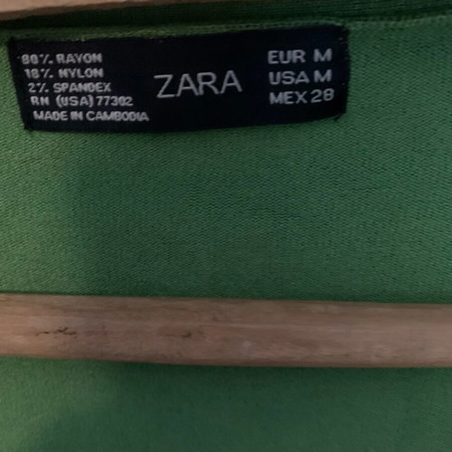 Zara cardigan green like new, size M