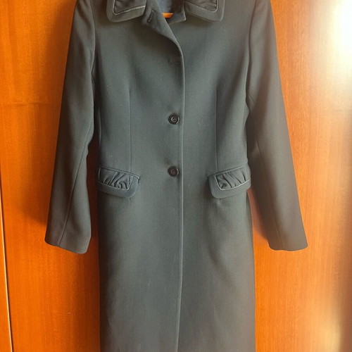 Rococo black coat like new, long