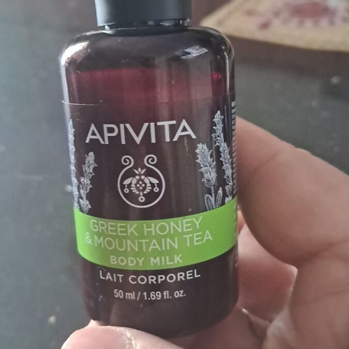 Apivita body care set like new