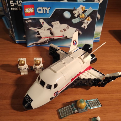 Lego City sets 60452, 60078, 60404 like new, complete with figures and boxes