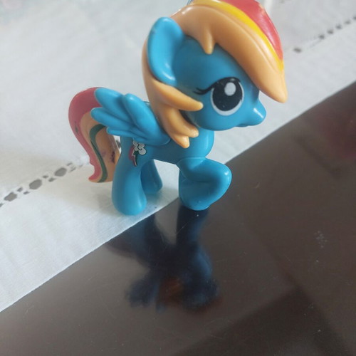 My Little Pony Rainbow Dash Mini Figure like new