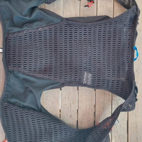 Camelbak Apex Pro hydration vest large with integrated quiver