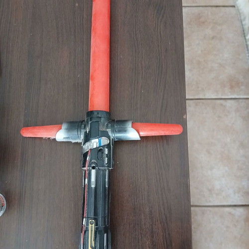 Lightsaber Triple Red Kylo Ren photo saber like new