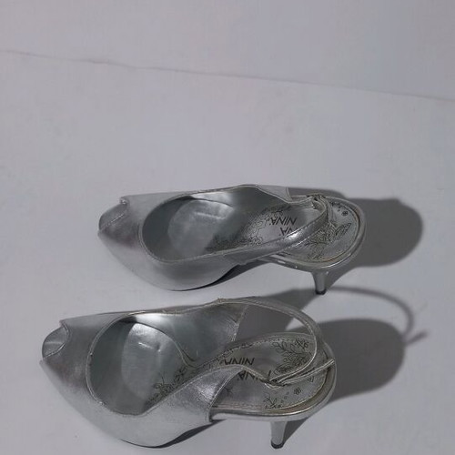 Nina Nina women's shoes like new, silver, size 38
