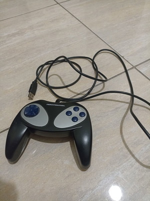 Thrustmaster joystick for PC like new with USB