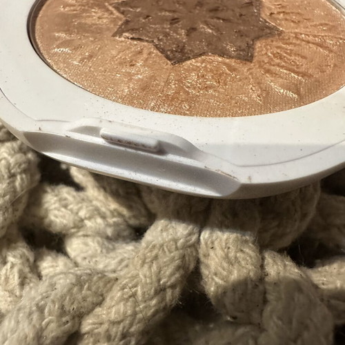 KIKO Multi Glow Highlighter like new