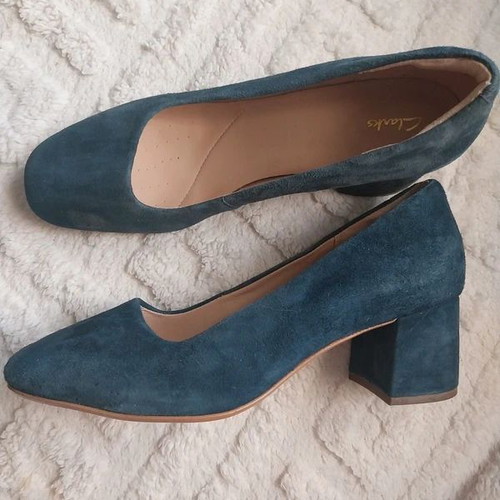 Clarks navy suede women's shoes size 40 used