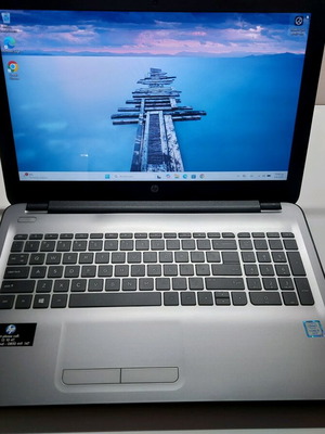 HP Notebook 15 mod-ay044tx σαν καινούργιο με i5, 16GB RAM, 512GB SSD, Windows 11