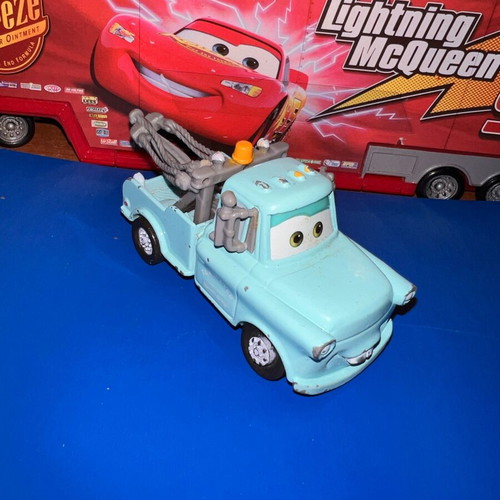 Disney Pixar Cars Aqua Tow Matter diecast 1:55 scale used