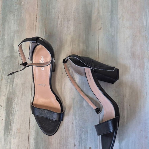 Migato black leather sandals size 40, heel height 8.5 cm, new