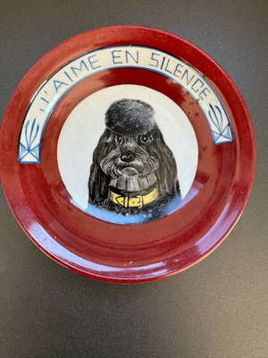 Vintage plate with dog painting, like new, made in France