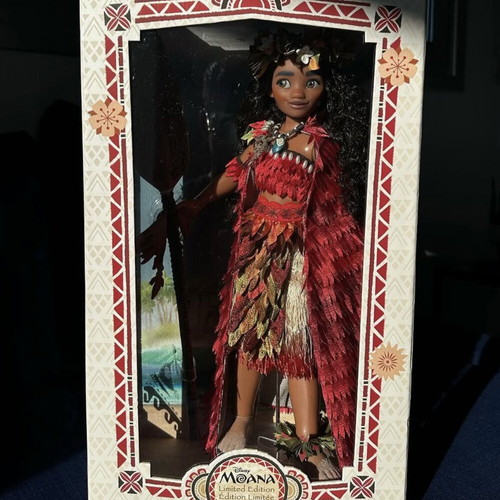 Disney Store Moana 17” συλλεκτική κούκλα ολοκαίνουργια