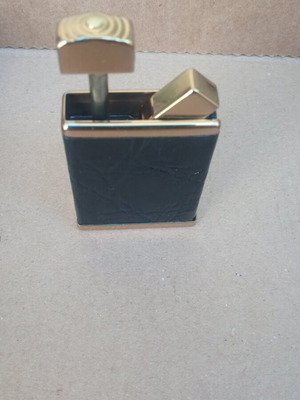 Consul Amor lighter from Germany used, needs service