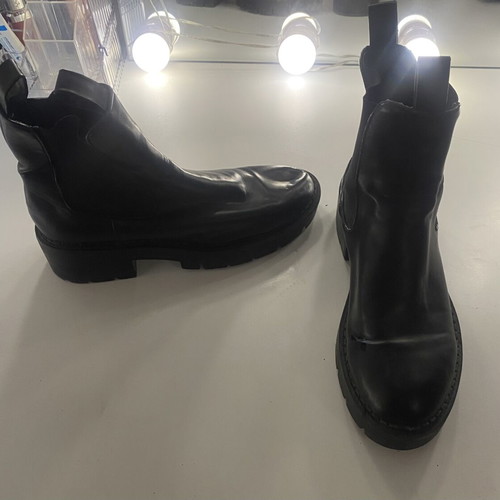 Pull & Bear black boots size 38 like new