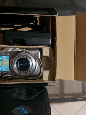 Fujifilm Finepix JX300 ψηφιακή φωτογραφική μηχανή σαν καινούργιο